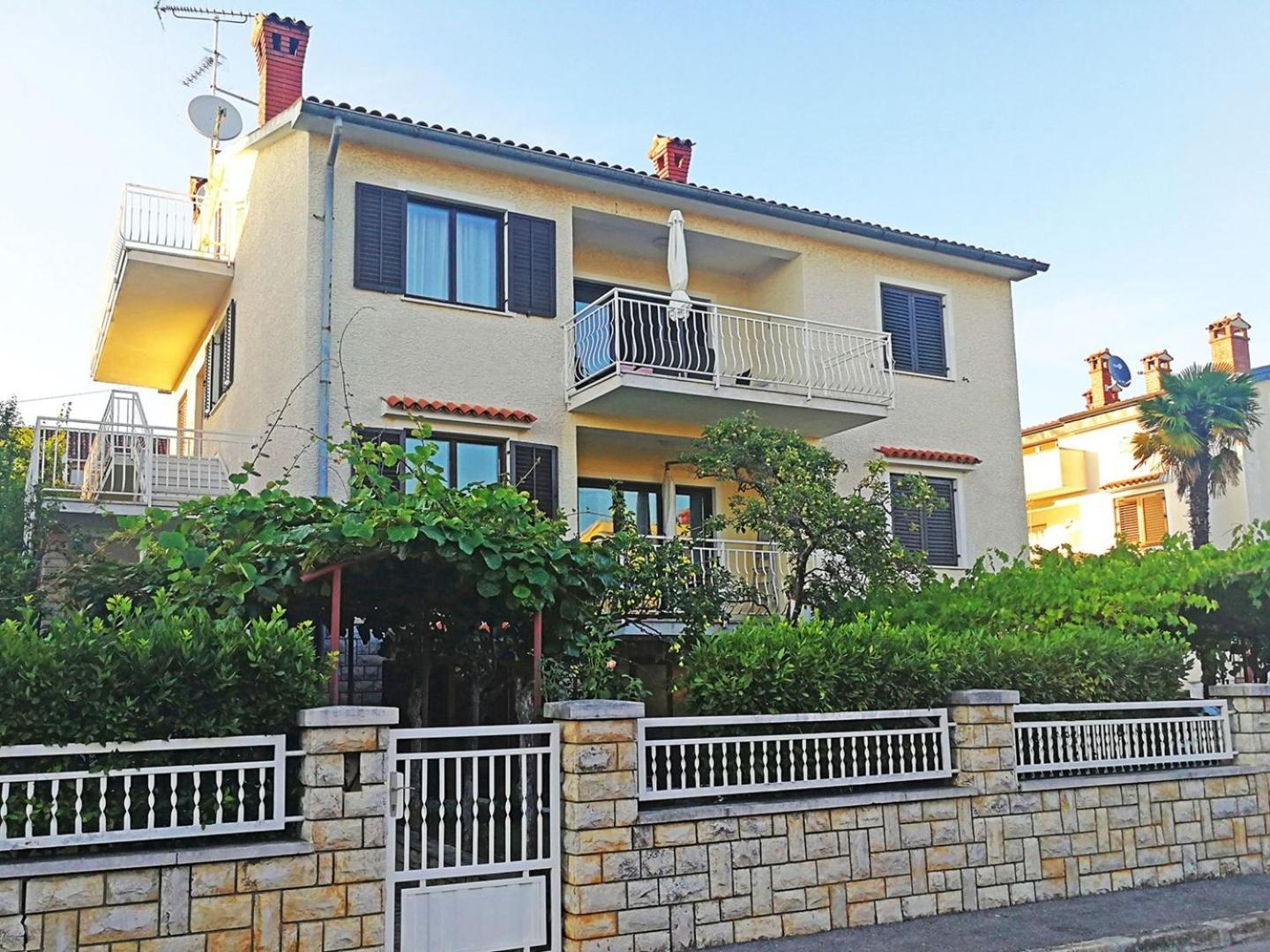 Apartment Jole - A4 -Two Bedrooms - Close To The City Center Poreč Eksteriør billede